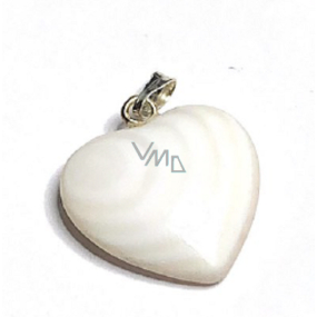 Perlový prívesok srdce prírodný kameň 2,2 cm 1 kus, symbol ženskosti