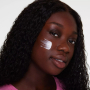 Essence Hydro Hero Foundation 30 ml