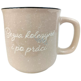 Albi Kameninový hrnček béžový Bezva kolegyně i po práci 400 ml