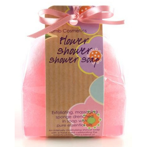Bomb Cosmetics Kvety - Flower Shower Sprchové masážne mydlo 140 g