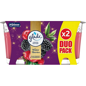 Glade Winter Berries vonná svíčka ve skle duo 2 x 112 g