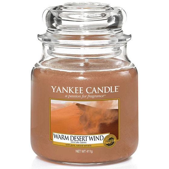 Yankee Candle Warm Desert Wind - Teplý púštne vietor vonná sviečka Classic strednej sklo 411 g