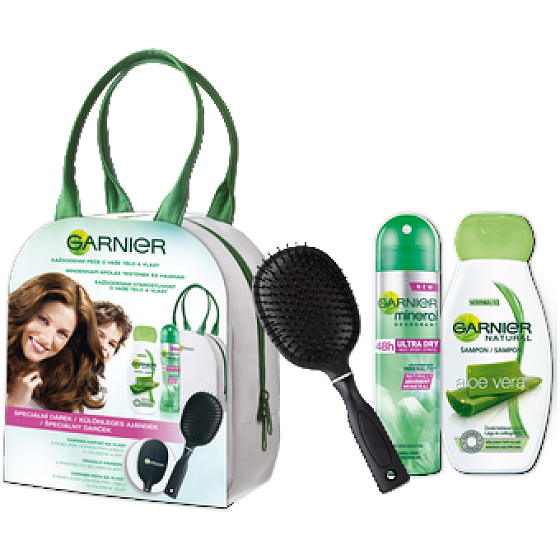 Garnier Natural Aloe Vera šampón na vlasy 250 ml + deo sprej 150 ml, kozmetická sada