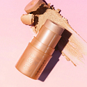 Essence Baby Got Glow rozjasňujúca tyčinka 10 Golden Aura 5,5 g