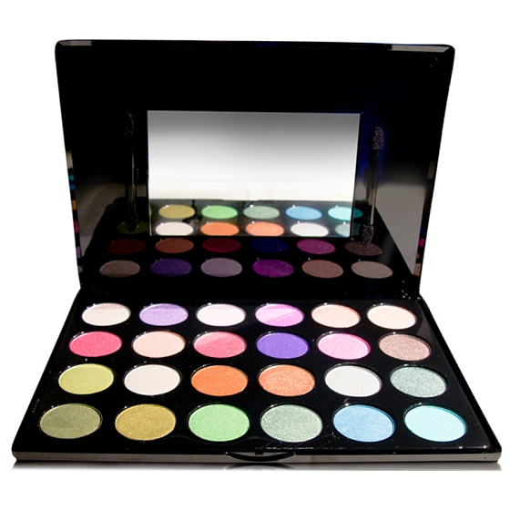 Be Chic! Playful Colors, paleta 24 očných tieňov, 28 g