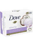 Dove Relaxačné krémové toaletné mydlo s kokosovým mliekom a okvetnými lístkami jazmínu 90 g