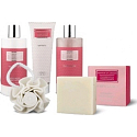 Mayfair of London pena do kúpeľa 300 ml + telové mlieko 300 ml + sprchový gél 130 ml + kúpeľové kryštály 100 g + žinka, kozmetická sada