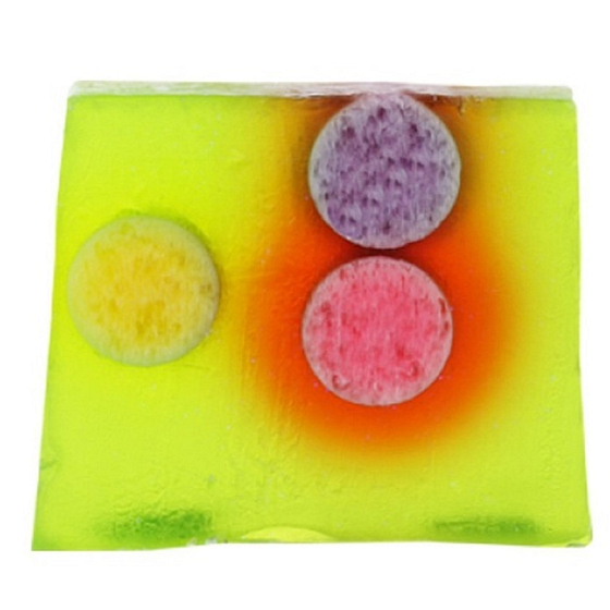 Bomb Cosmetics Vianočné bubliny - Christmas baubles Prírodné glycerínové mydlo 100 g