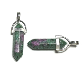 Anyolit / Rubín v zoisite kyvadlo šesťuholník prívesok prírodný kameň 41 x 13 mm, uľaví v čase smútku