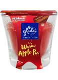 Sviečka Glade Warm Apple Pie s vôňou červeného jablka a škorice v skle, doba horenia až 38 hodín 129 g