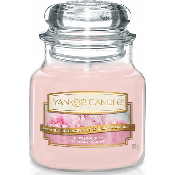Yankee Candle Blush Bouquet - Ružová kytica vonná sviečka Classic malá sklo 104 g