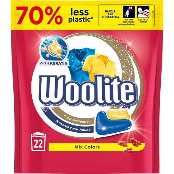 Woolite Mix Colors Keratin univerzálny kapsule na pranie farebnej bielizne, ochrana pred stratou tvaru a zachovanie intenzity farby 22 kusov