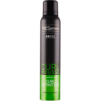 TRESemmé Volume Curl Mousse Pro tužidlo na vlasy, 200 ml