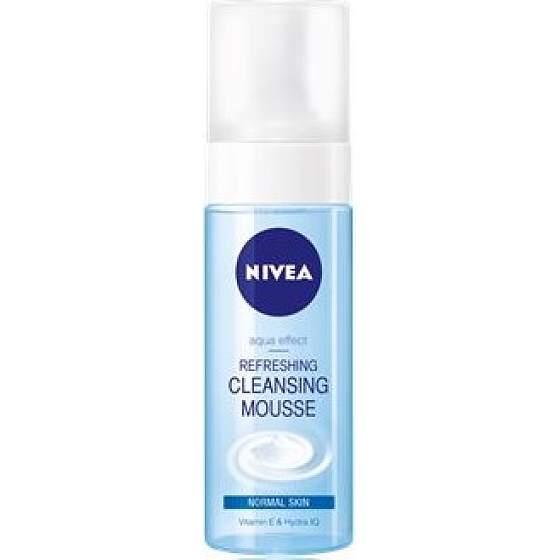 Nivea Aqua Effect Osviežujúca čistiaca pleťová pena normálna a zmiešaná pleť 150 ml