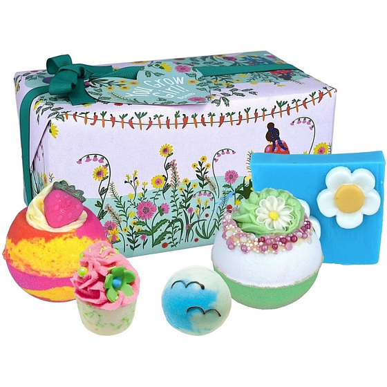 Bomb Cosmetics You Grow Girl tyčinka s maslom do kúpeľa 50 g + guľôčka s maslom do kúpeľa 50 g + 2x guľôčka do kúpeľa 160 g + glycerínové mydlo 100 g, kozmetická sada
