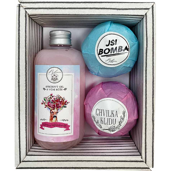Bohemia Gifts Boho sprchový gel 250 ml + šumivá guľa do kúpeľa 2 x 100 g, kozmetická sada pre ženy