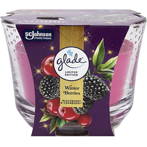 Glade Winter Berries vonná sviečka v skle 204 g