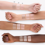 Essence Luminous Eye Tint Tekuté očné tiene 01 Dazzling Rose 6 ml