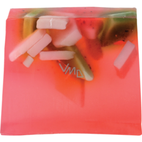 Bomb Cosmetics Jahodová pláň - Strawberry Fields Prírodné glycerínové mydlo 100 g