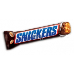 Snickers tyčinka prešpikovaná oriešky, karamelom a nugátom zaliata čokoládou 51 g