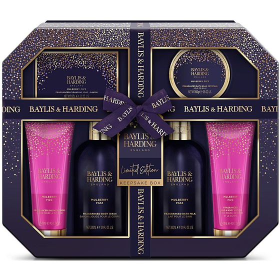Baylis & Harding Mulberry Fizz umývací gél 300 ml + kúpeľové mlieko 300 ml + toaletné mydlo 150 g + sprchový krém 130 ml + mlieko na ruky a telo 130 ml + soľ do kúpeľa 100 g, kozmetická sada pre ženy