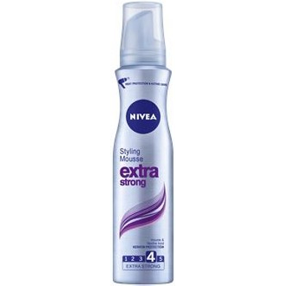 Nivea Extra Strong extra silno tužiaci penové tužidlo 150 ml