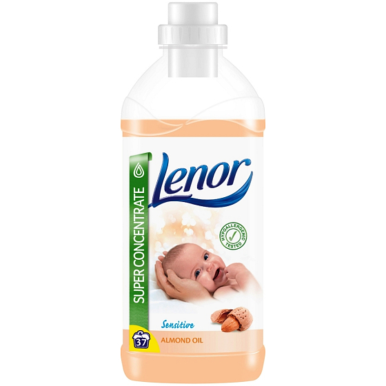 Lenor Sensitive Almond Oil s vône mandlí koncentrovaná aviváž je vhodný pre citlivú detskú pokožku 37 dávok 925 ml