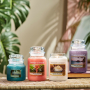 Yankee Candle Coconut Rice Cream - Krém s kokosovou ryžou vonná sviečka Classic stredné sklo 411 g