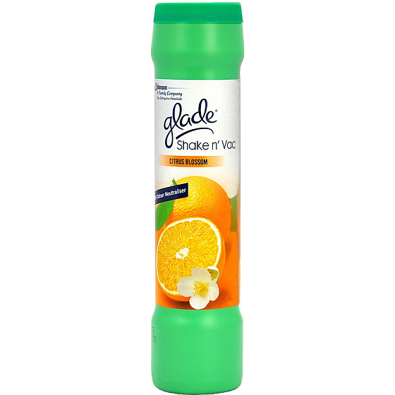 Glade Shake n Vac Citrus Blossom osviežovač kobercov a pohlcovač pachov 500 g