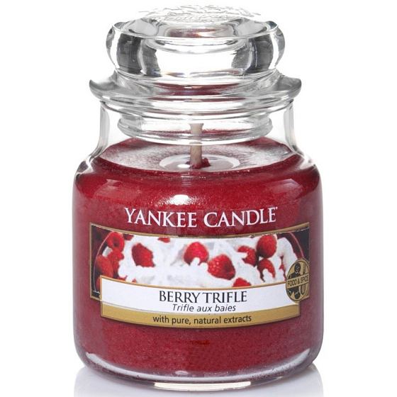 Yankee Candle Berry Trifle - Ovocný dezert s vanilkovým krémom vonná sviečka Classic malá sklo 104 g
