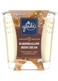 Sviečka Glade Marshmallow Irish Cream s vôňou írskeho likéru a marshmallow v skle, čas horenia až 38 hodín 129 g