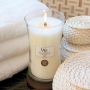 WoodWick Linen - Čistý ľan vonná sviečka s dreveným knôtom a viečkom sklo stredné 275 g