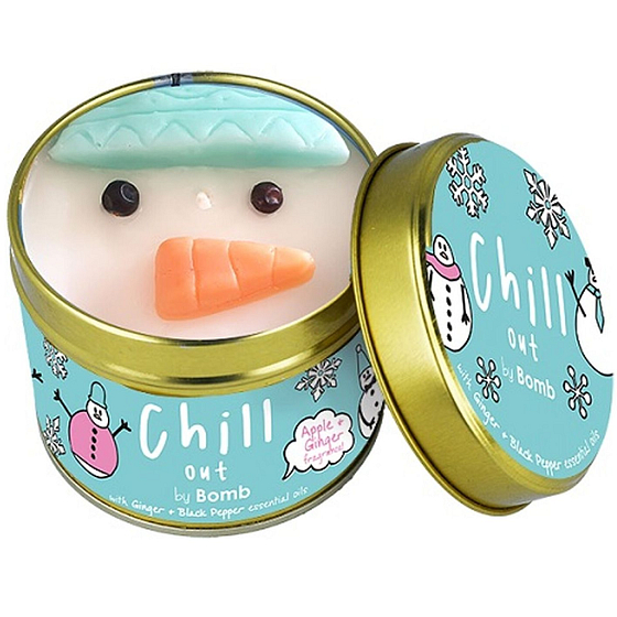 Bomb Cosmetics Chill Out Scent Stories vonná prírodné, ručne vyrobená sviečka v plechovej dóze horí až 35 hodín