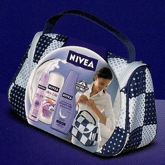 Nivea Double Effect sprchový gél 250 ml + antiperspirant sprej 150 ml + telové mlieko 400 ml, pre ženy kozmetická sada