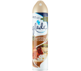 Glade Sensual Sandalwood & Jasmine - Santalové drevo a jazmín osviežovač vzduchu sprej 300 ml