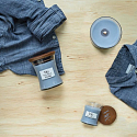 Woodwick Soft Chambray - Čisté bielizeň vonná sviečka s dreveným knôtom a viečkom sklo stredná 275 g