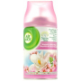 Air Wick FreshMatic Magnólia & Čerešňa náhradná náplň 250 ml