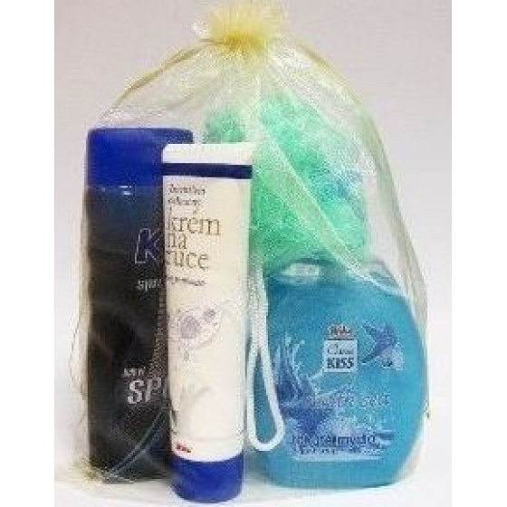 Mika Mydlo 500 ml + sprchový gél 300 ml + krém na ruky 100 ml + huba 1 kus, kozmetická sada