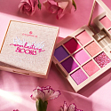 Essence Everlasting Blooms Paleta očných tieňov 7,5 g