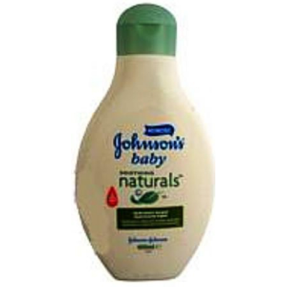 Johnsons Baby Soothing Naturals kúpeľ 400 ml