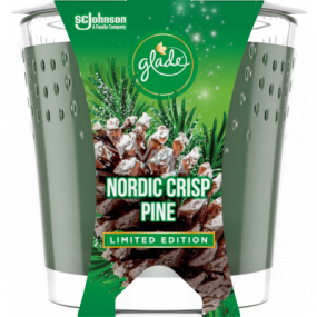 Glade Nordic Crisp Pine s vôňou borovice, borievky a imelo vonná sviečka v skle, doba horenia až 32 hodín 129 g