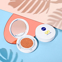 Nivea Q10 Plus Anti-Age Cushion 3v1 ošetrujúci tónovací krém v hubke 02 Dark 15 g