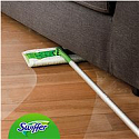 Swiffer 2v1 Kit mop + náhradná prachovka na podlahu 8 kusov + násada malá + prachovka 1 kus, sada