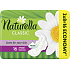 Naturella Classic Maxi hygienické vložky s vôňou harmančeka a krídelkami 16 kusov
