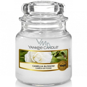 Yankee Candle Camellia Blossom - Kamélia vonná sviečka Classic malá sklo 104 g