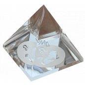 Sklenená pyramída číra, znamenie zverokruhu Lev