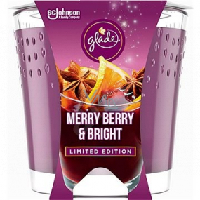 Glade Merry Berry & Bright s vôňou merlotu, lesných plodov a korenia vonná sviečka v skle, doba horenia až 32 hodín 129 g