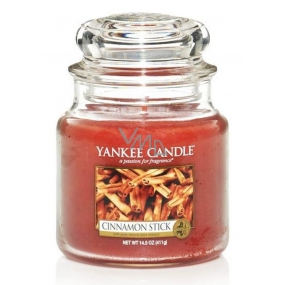 Yankee Candle Cinnamon Stick - Škoricová tyčinka vonná sviečka Classic strednej sklo 411 g
