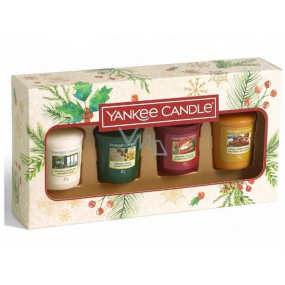 Yankee Candle Magical Christmas Morning Singing Carols - Spievanie kolied + Holiday Hearth - Sviatočné krb + Surprise Snowfall - Snehové prekvapenie + Vanilla French Toast - Francúzsky vanilkový toast vonná sviečka votívny 4 x 49 g, vianočné darčeková sada