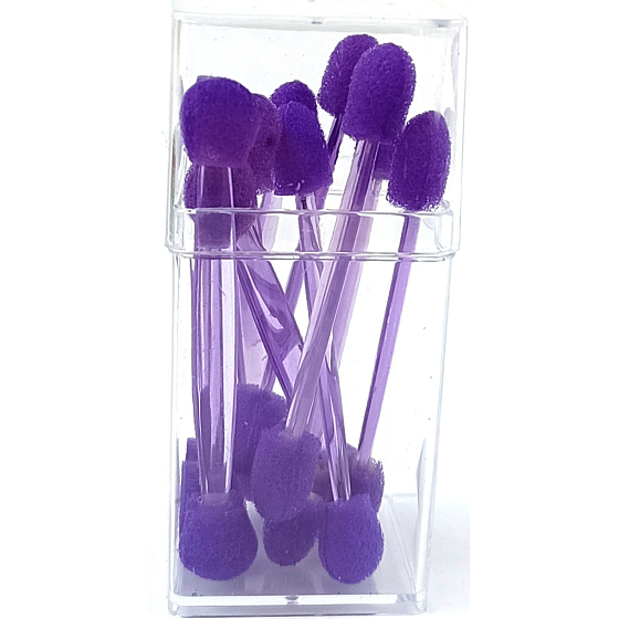 Aplikátor na očné tiene 6 cm krabička rôznych farieb